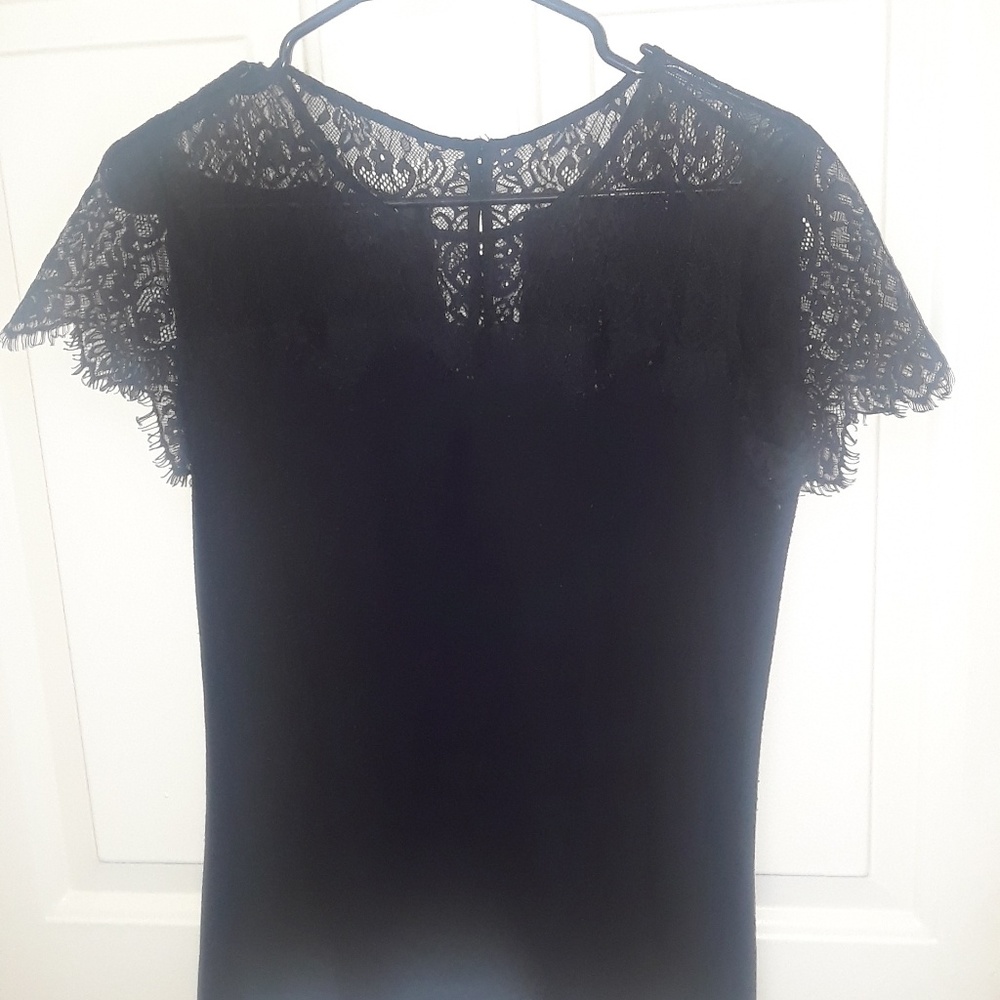 Black lace top size 6